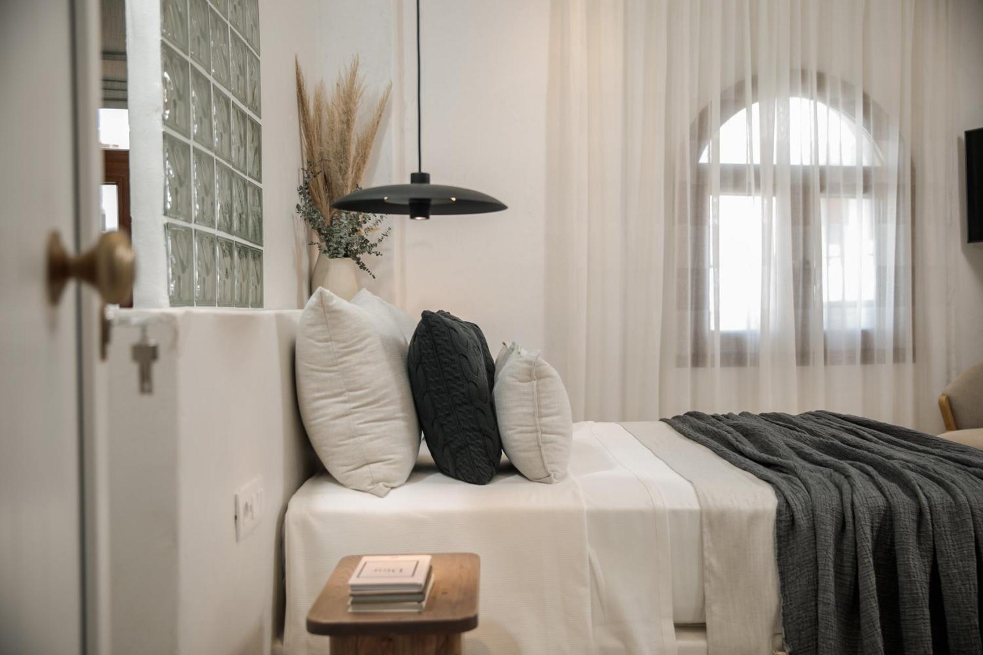 Naxian Aura Suites Naxos City Екстер'єр фото